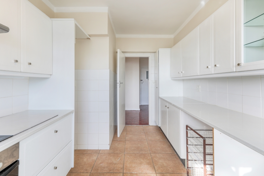 To Let 2 Bedroom Property for Rent in Sea Point Western Cape